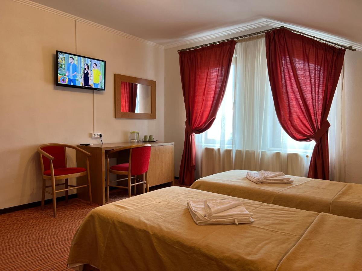 Casa Manu Hotel Sibiu Exterior foto