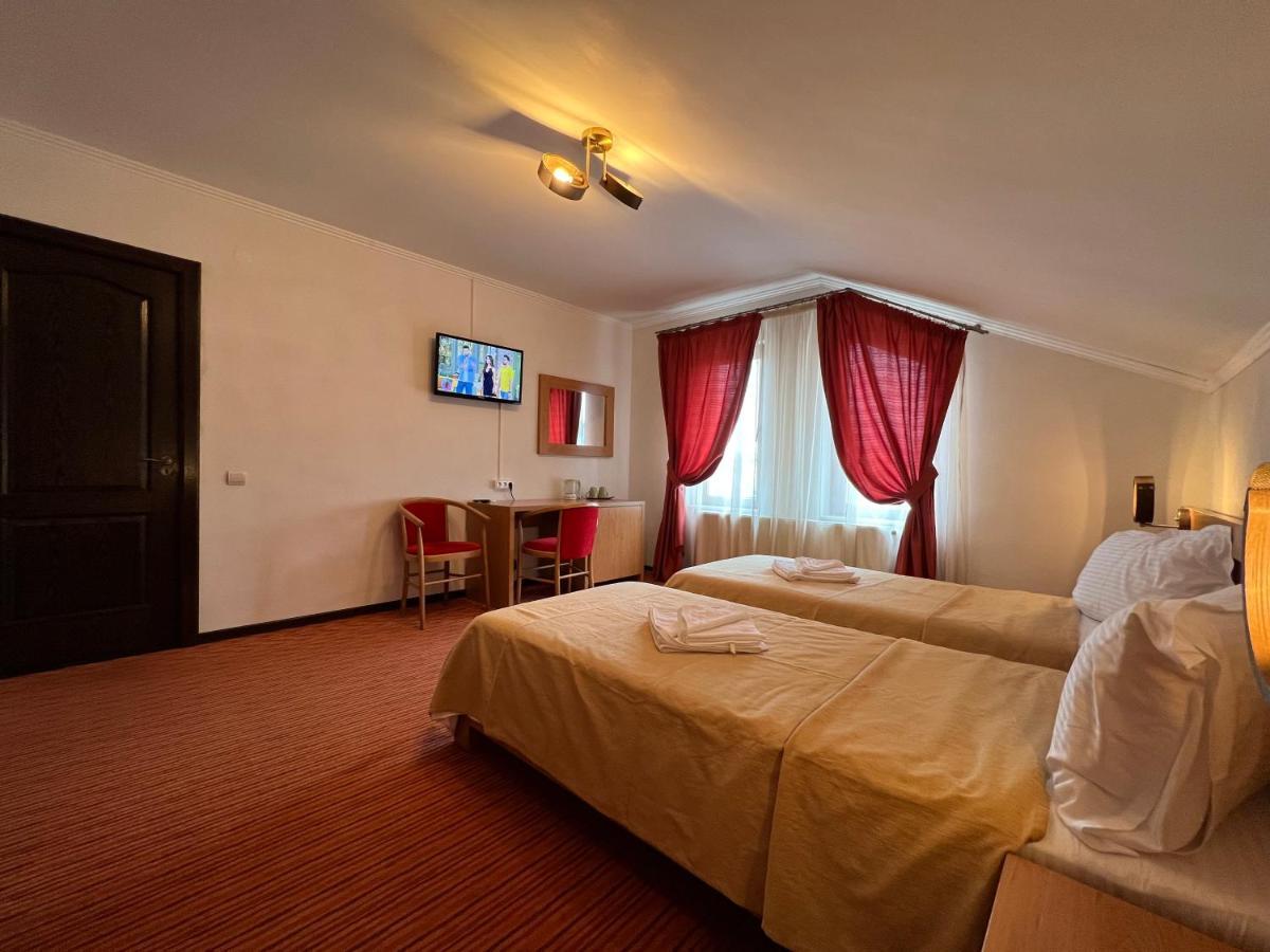 Casa Manu Hotel Sibiu Exterior foto