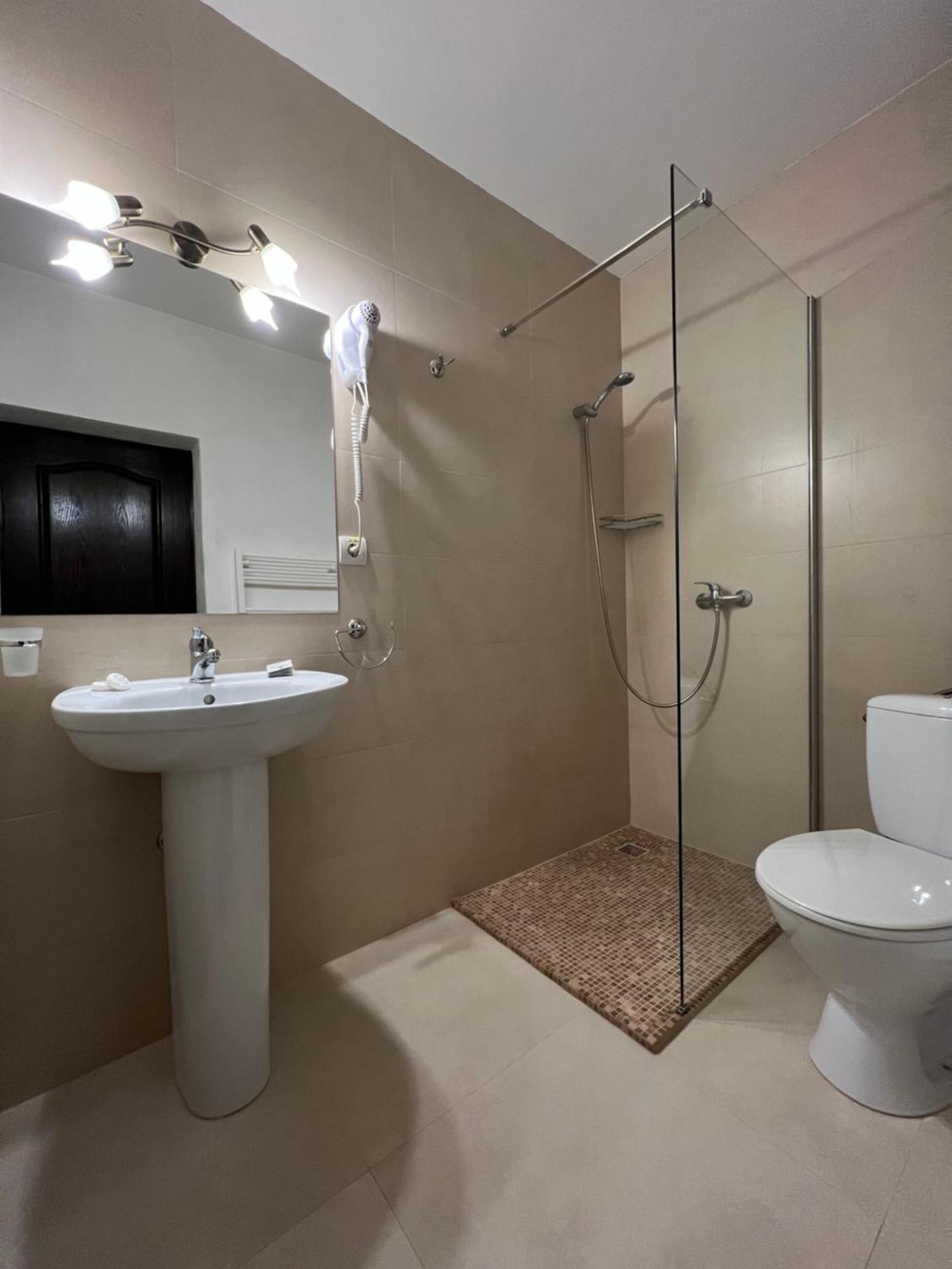 Casa Manu Hotel Sibiu Quarto foto
